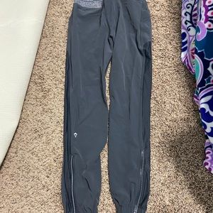 Ivivva Grey Joggers With Zippers NWOT